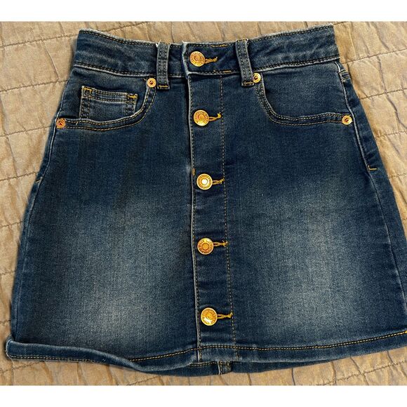 Cat & Jack Other - Cat & Jack Girl's Denim Skirt Dark Wash Snap Closure Adjustable Waist Size S